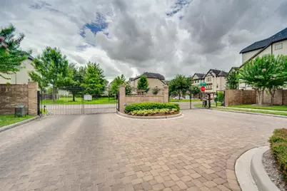 2710 Shadybrook Meadow Drive, Houston, TX 77080 - Photo 46