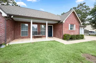 10807 Amar Dr, Conroe, TX 77303 - Photo 4