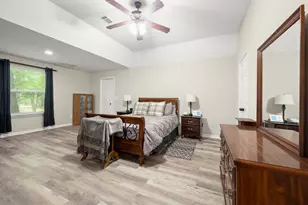 10807 Amar Dr, Conroe, TX 77303 - Photo 16