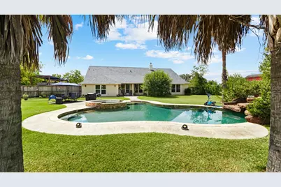 111 County Road 932, Alvin, TX 77511 - Photo 1