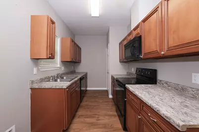 204 S 13th Street, Conroe, TX 77301 - Photo 4