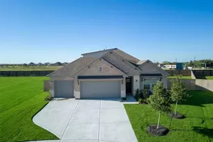 8331 Amethyst Vly Ln, Angleton, TX 77515 - Photo 1