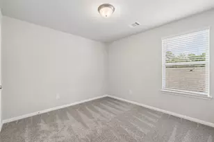 2046 W Darlington Oak Ct, Conroe, TX 77304 - Photo 16