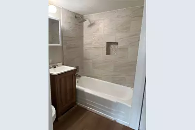 5914 Ridgeway Drive, Houston, TX 77033 - Photo 22