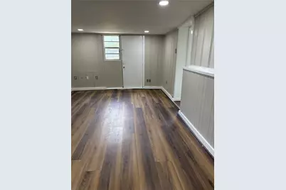 5914 Ridgeway Drive, Houston, TX 77033 - Photo 12