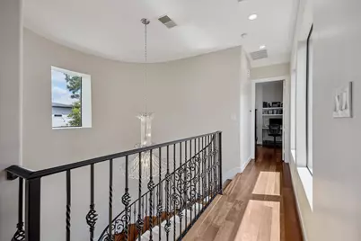 4915 Evergreen Street, Bellaire, TX 77401 - Photo 14