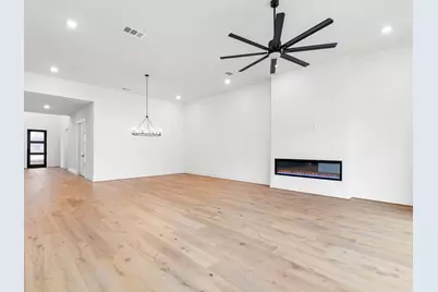 1919 Cathedral Bend Drive, Missouri City, TX 77459 - Photo 12