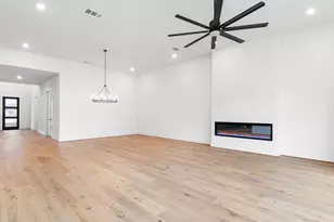 1919 Cathedral Bend Drive, Missouri City, TX 77459 - Photo 12