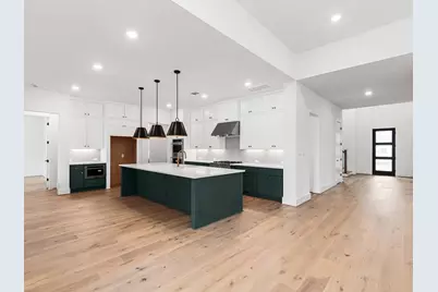 1919 Cathedral Bend Drive, Missouri City, TX 77459 - Photo 6