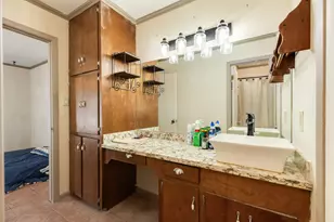 3413 Glen Haven Dr, Bay City, TX 77414 - Photo 14