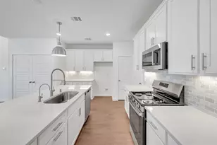 32455 Sunbeam Dr, Fulshear, TX 77441 - Photo 2