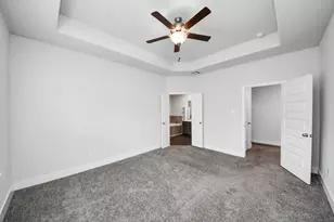 4423 Santorini Ln, Houston, TX 77045 - Photo 18