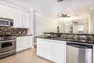 1720 Elgin St, Houston, TX 77004 - Photo 1