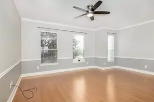 1720 Elgin St, Houston, TX 77004 - Photo 10