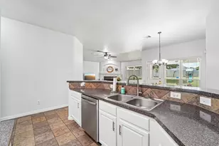 9806 Lynette Falls Dr, Houston, TX 77095 - Photo 4