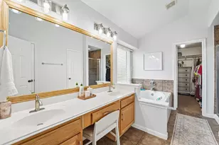 9806 Lynette Falls Dr, Houston, TX 77095 - Photo 16