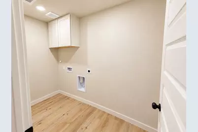 5214 Southlea Street, Houston, TX 77033 - Photo 14