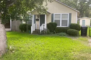 1611 6th St, Rosenberg, TX 77471 - Photo 4
