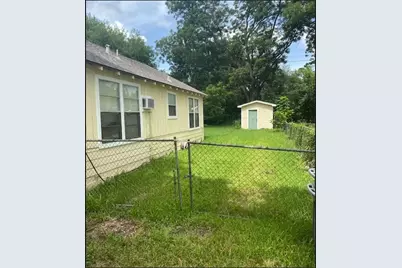 1611 6th Street, Rosenberg, TX 77471 - Photo 2