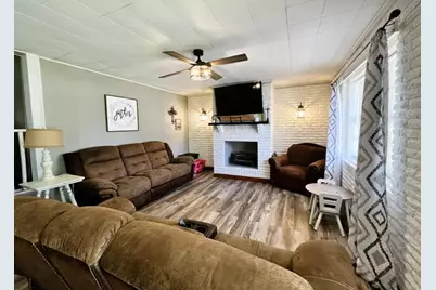 805 S 2nd Street, Ganado, TX 77962 - Photo 4