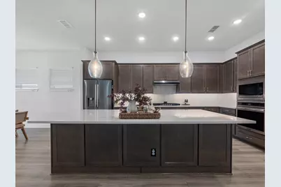 11823 Sawgrass Drive, Mont Belvieu, TX 77523 - Photo 10