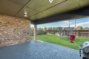 11823 Sawgrass Dr, Mont Belvieu, TX 77523 - Photo 4