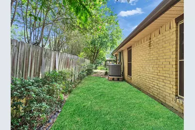 2819 Poplar Creek Lane, Pearland, TX 77584 - Photo 42