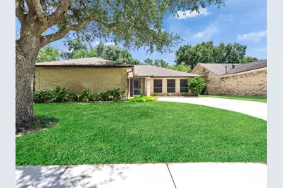 2819 Poplar Creek Lane, Pearland, TX 77584 - Photo 4