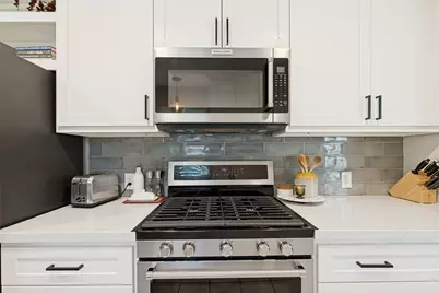10031 Timberoak Drive, Houston, TX 77080 - Photo 8