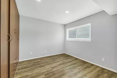 64 April Hill, Conroe, TX 77356 - Photo 16