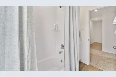 5905 Manning Oaks Street, Houston, TX 77091 - Photo 24