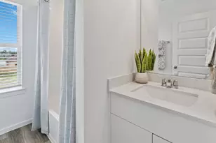 5905 Manning Oaks St, Houston, TX 77091 - Photo 24