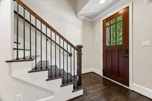 1045 W 22nd St, Houston, TX 77008 - Photo 32