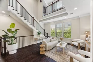1045 W 22nd St, Houston, TX 77008 - Photo 8