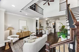 1045 W 22nd St, Houston, TX 77008 - Photo 12
