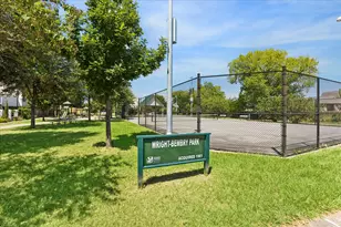 1045 W 22nd St, Houston, TX 77008 - Photo 34