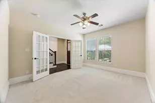 1045 W 22nd St, Houston, TX 77008 - Photo 14
