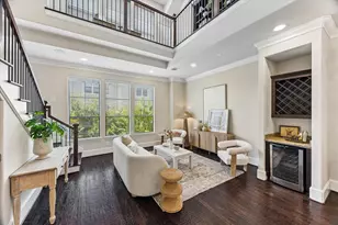 1045 W 22nd St, Houston, TX 77008 - Photo 6