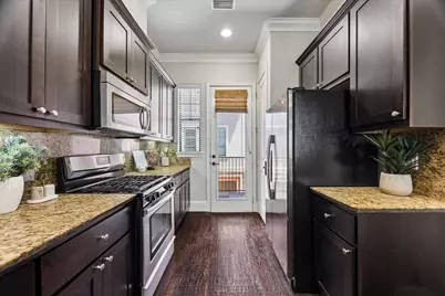 1045 W 22nd Street #K, Houston, TX 77008 - Photo 10