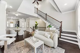 1045 W 22nd St, Houston, TX 77008 - Photo 10