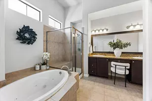 1045 W 22nd St, Houston, TX 77008 - Photo 18