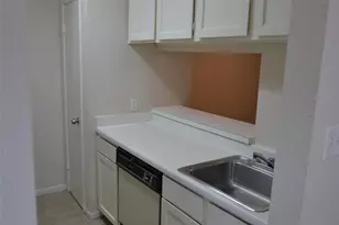 6111 Beverly Hill St, Houston, TX 77057 - Photo 22