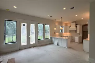 3521 Harvest Dance Dr, Houston, TX 77008 - Photo 4