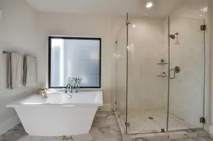 3521 Harvest Dance Dr, Houston, TX 77008 - Photo 20