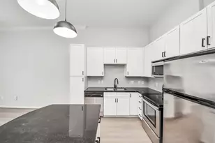 6363 San Felipe St, Houston, TX 77057 - Photo 8
