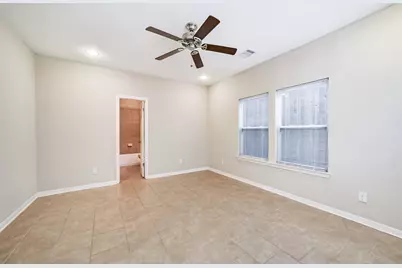 5305 Avenue J, Houston, TX 77011 - Photo 4