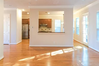 1507 Shady Villa Manner, Houston, TX 77055 - Photo 8