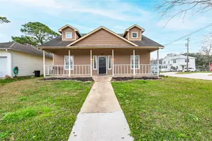 3047 Carlisle St, La Porte, TX 77571 - Photo 2