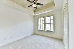 166 E Capstone Cir, The Woodlands, TX 77381 - Photo 32