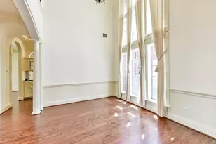 166 E Capstone Cir, The Woodlands, TX 77381 - Photo 10